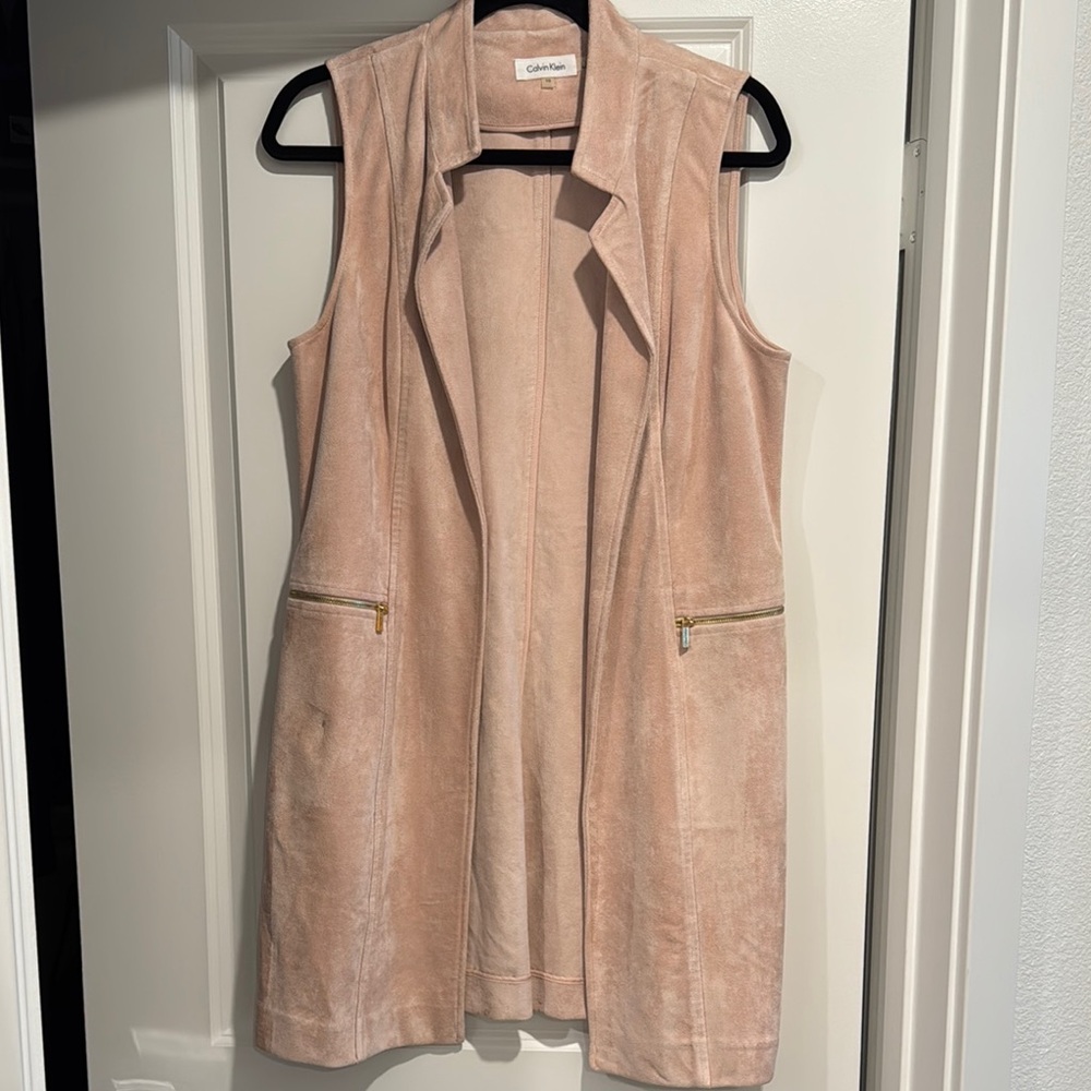 Calvin Klein Women's Sleeveless Light Pink Vest